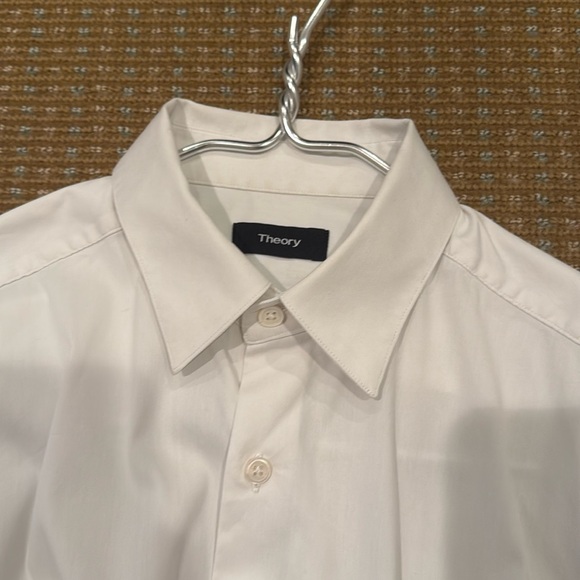 Theory white button down size xs - Picture 2 of 2
